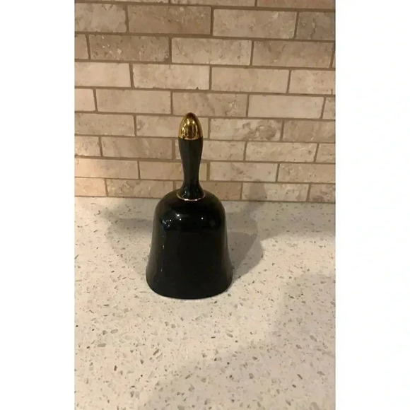 seaworld bell - Picture 3 of 6